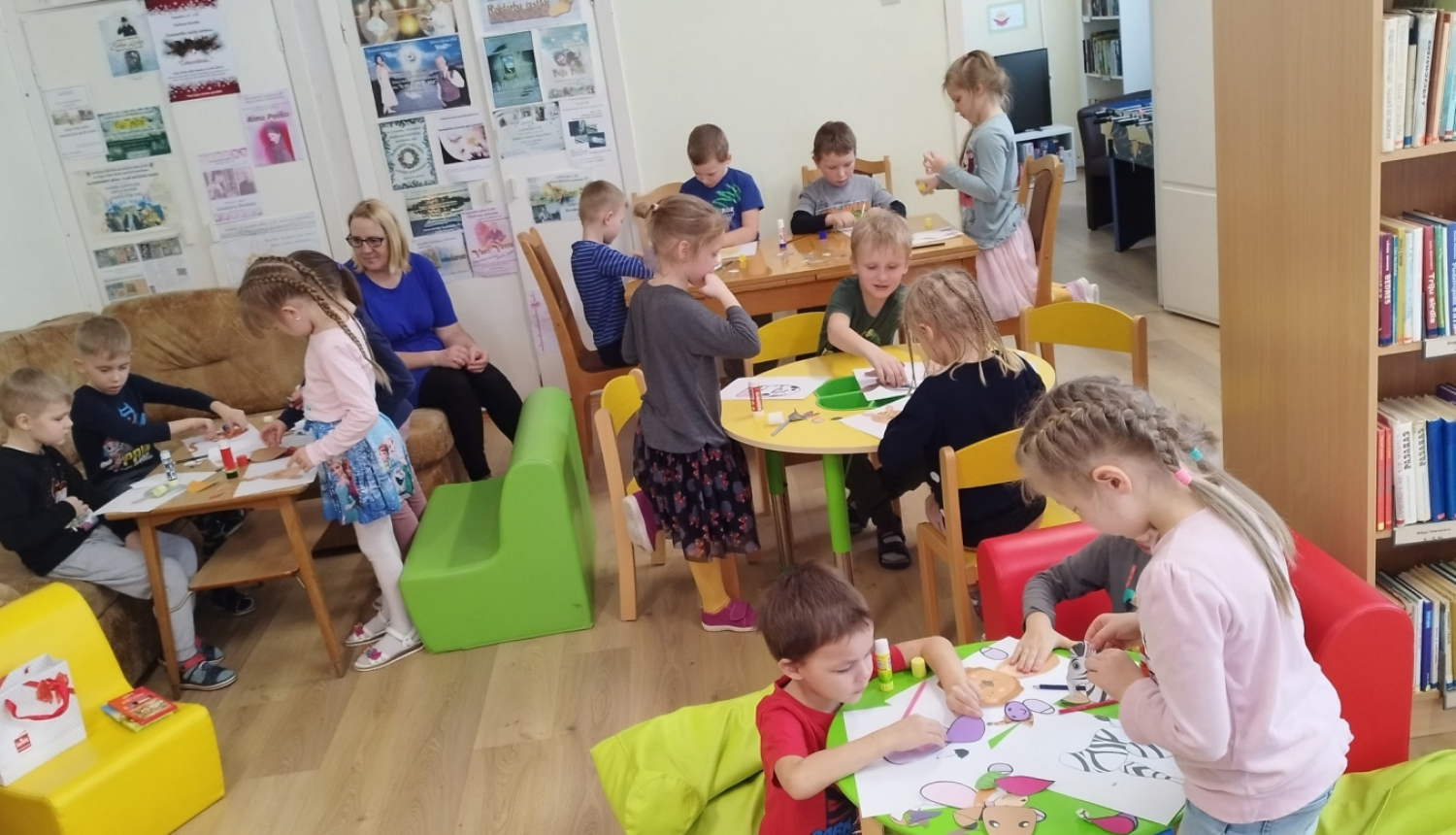 Radošās nodarbības Madlienas bibliotēkā