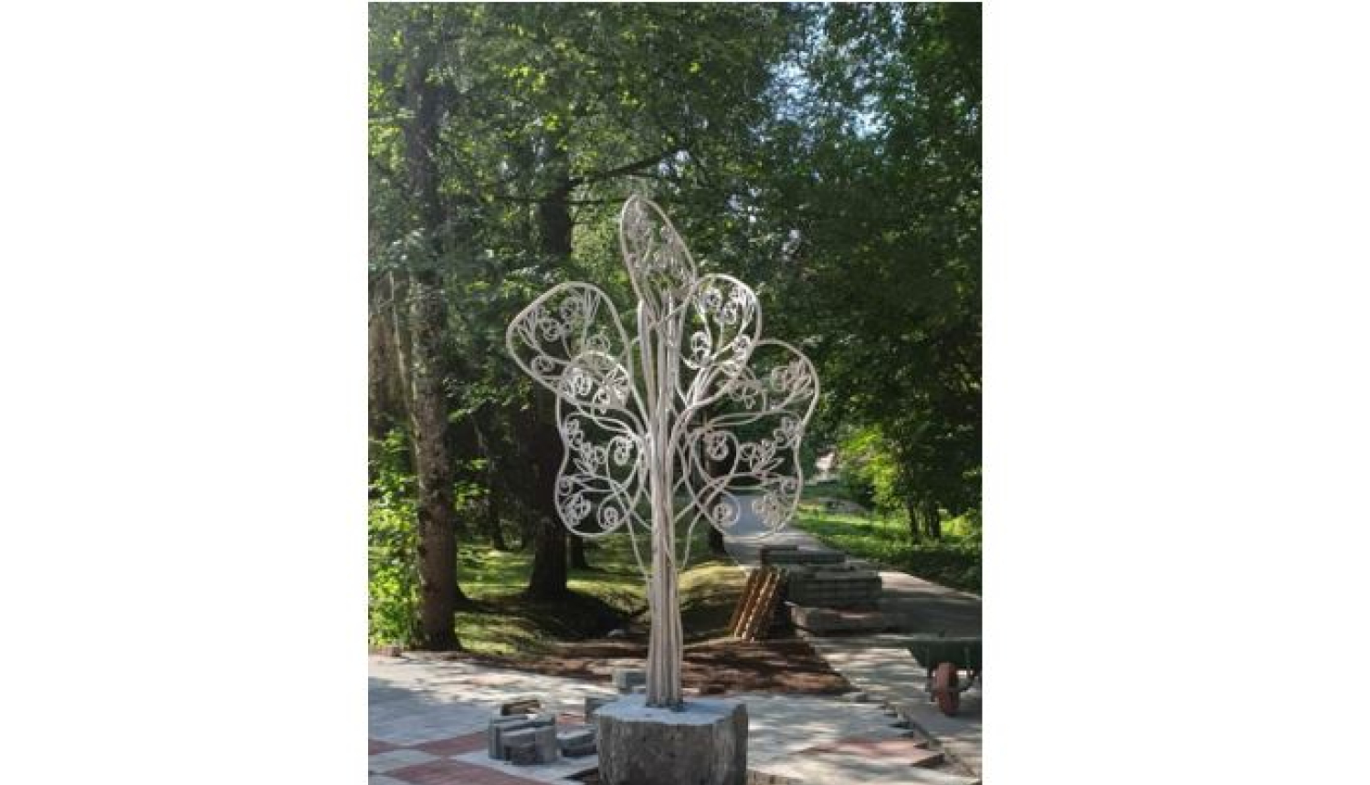 Mīlestības koks_objekts