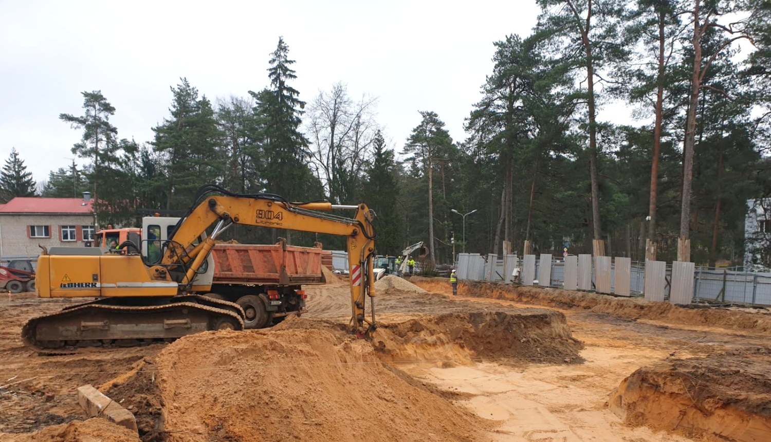 Sākušies jaunās Ogres Centrālās bibliotēkas ēkas būvniecības darbi