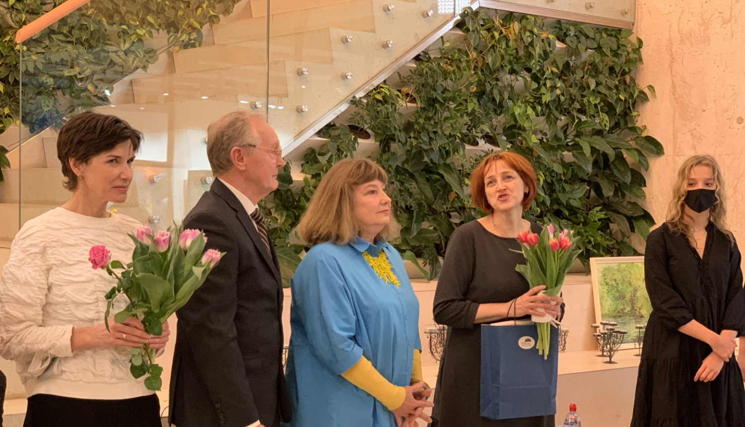 Izstādes atklāšana Ogres Centrālajā bibliotēkā