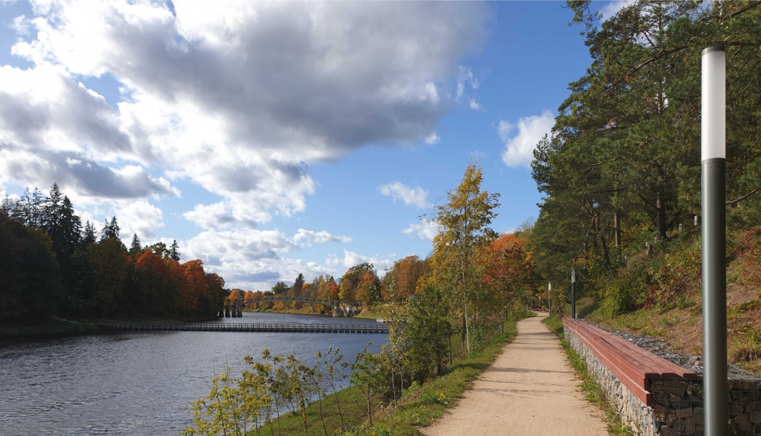 Ogres upes promenāde