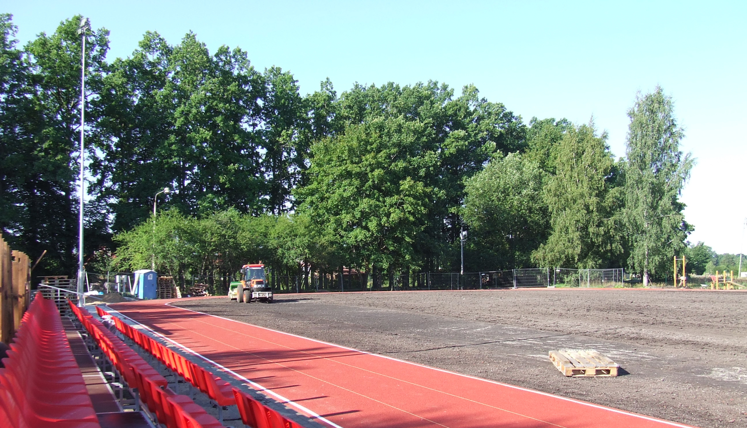 Notiek Ogresgala pamatskolas stadiona rekonstrukcija