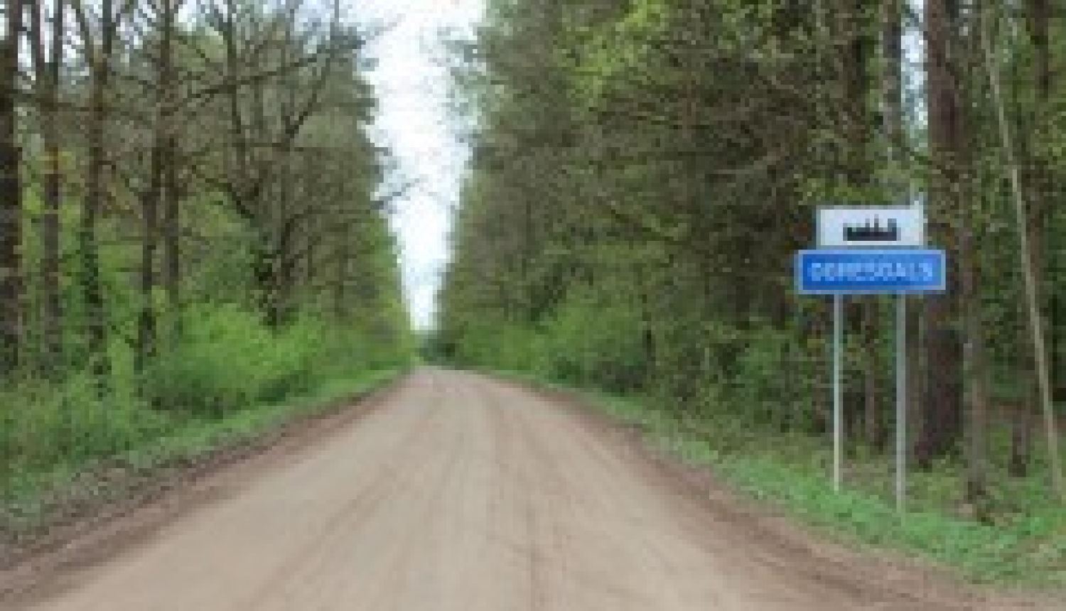 Uzsākti ielu atputekļošanas darbi Ogresgalā