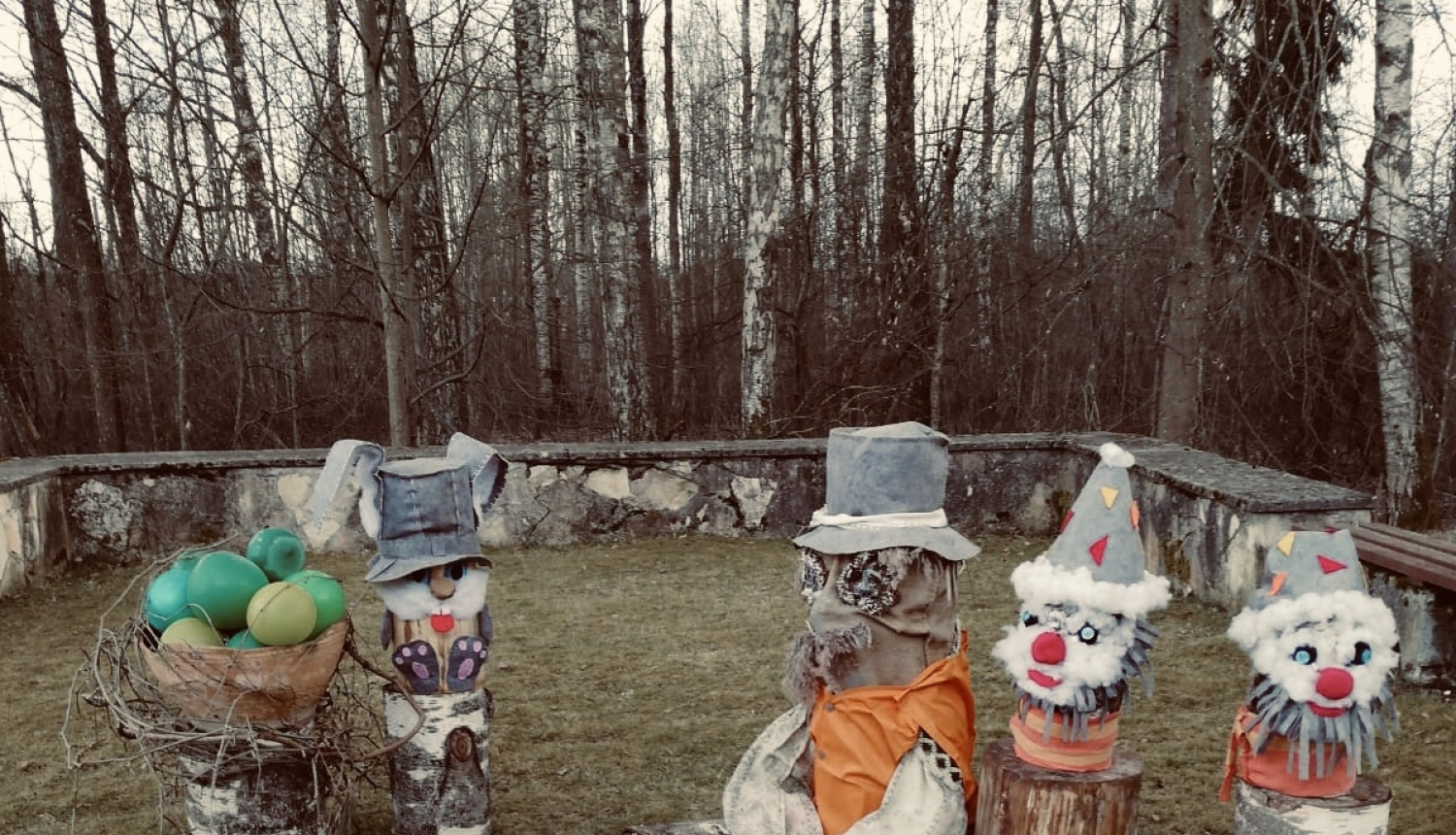 Ogres novada Sociālais dienests vēl sirsnīgas, ģimeniski siltas un priecīgas Lieldienas!