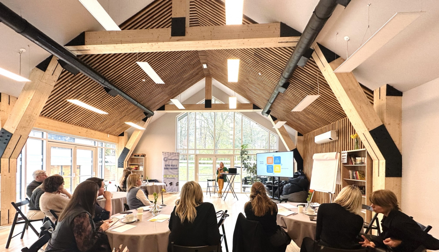 OVeselības organizēts seminārs skolu speciālistiem