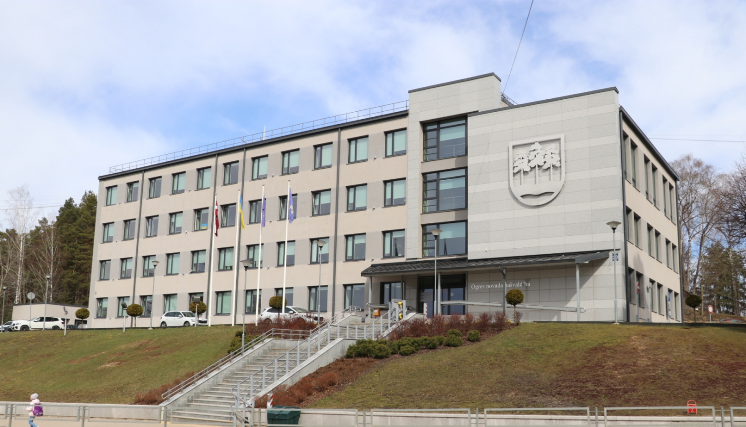 Ogres novada pašvaldības ēka, Brīvības ielā 33, Ogrē
