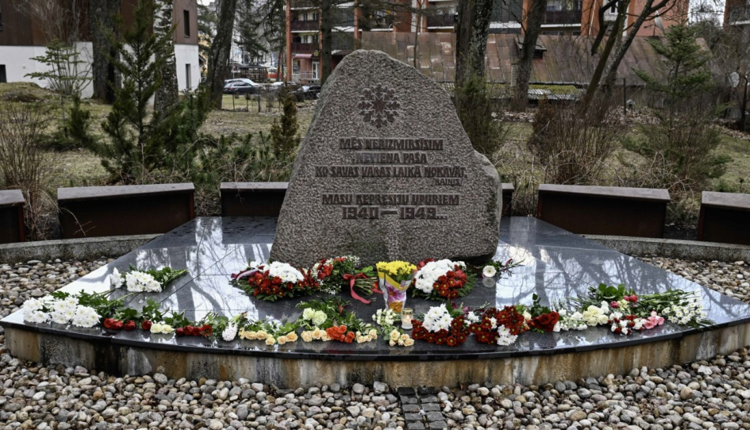 Politiski represēto piemiņas akmens Ogrē