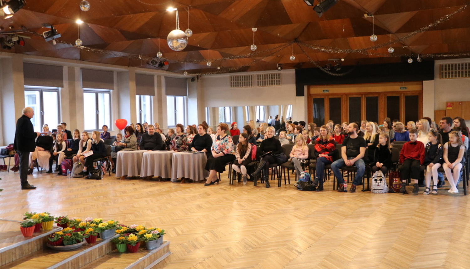 Starpnovadu skatuves runas konkursā piedalās 67 skolēni