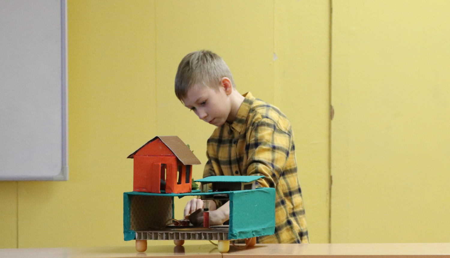 Ogres novada skolēni eksperimentē un pēta