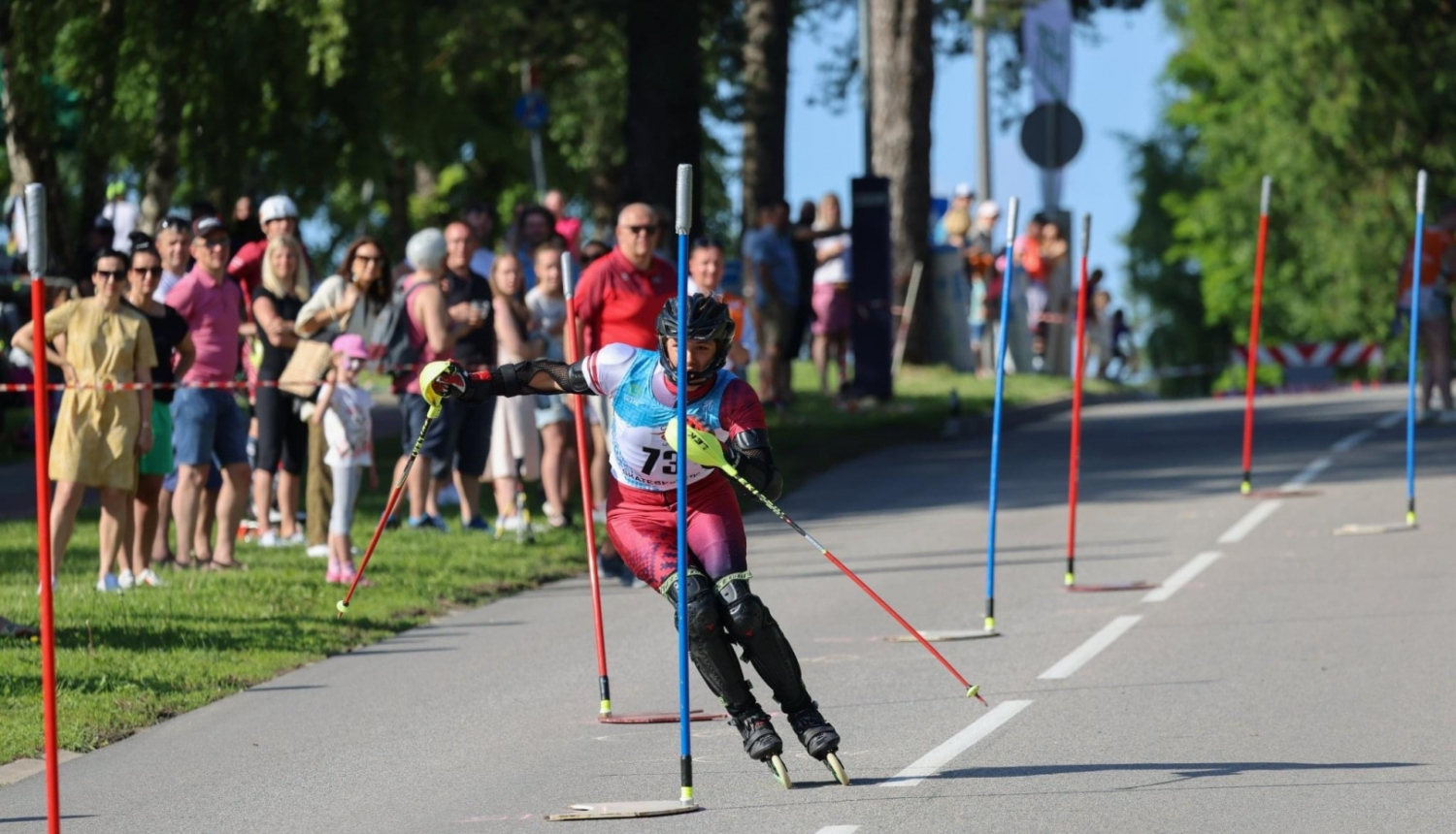 PASAULES KAUSA POSMS SKRITUĻSLALOMĀ