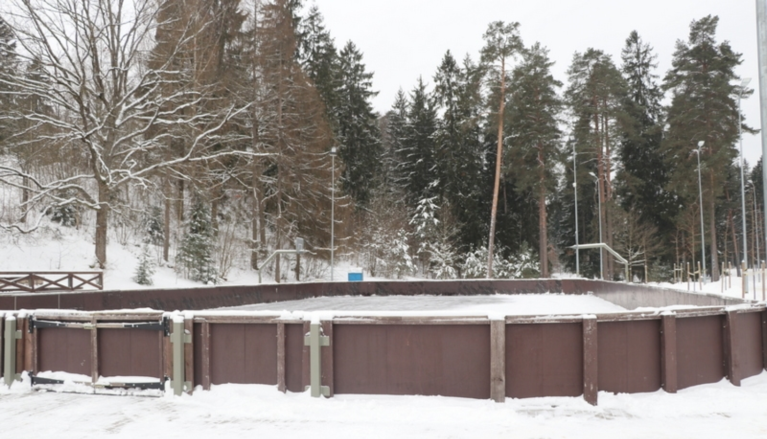 Slidotava Krasta laukumā, Ogrē