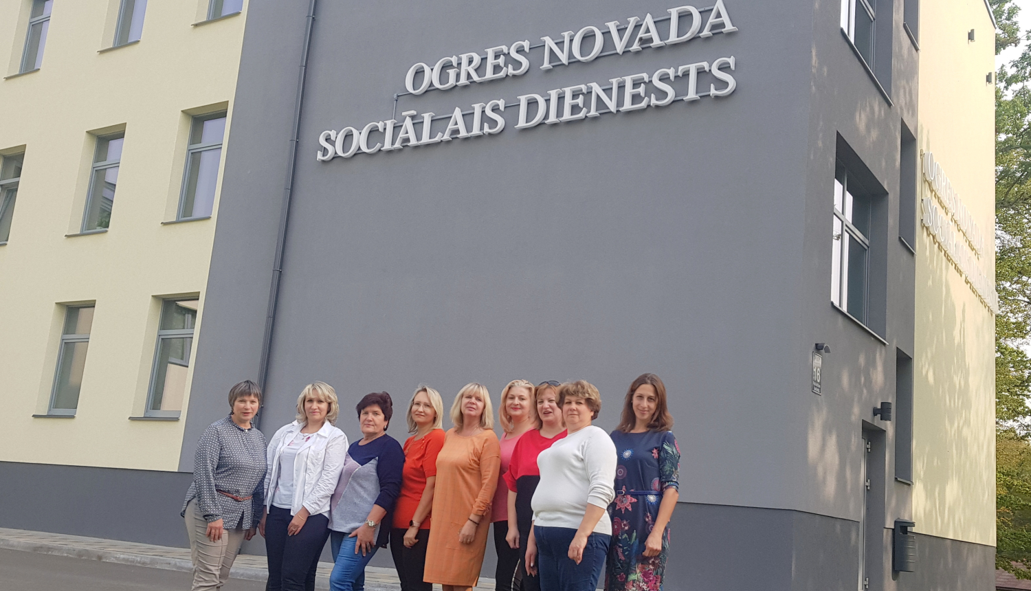 Ogrēnieši dalās ar pieredzi sociālo pakalpojumu jomā