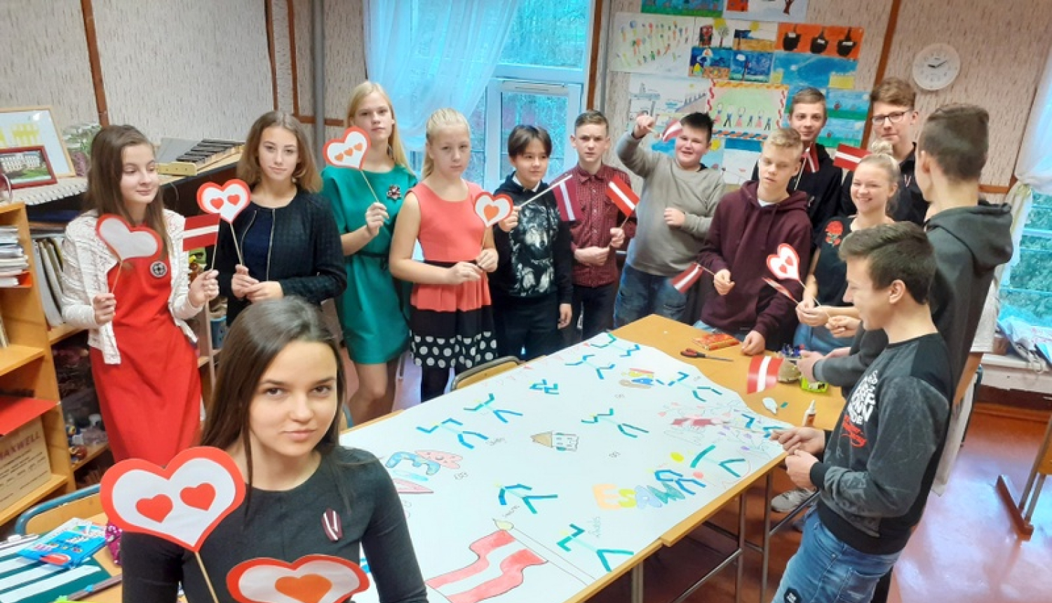 Valsts svētku mēnesis Taurupes pamatskolā