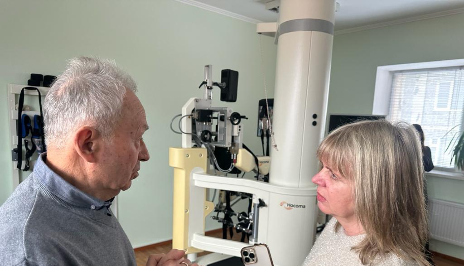 Ukrainas rehabilitācijas centrs bērniem ar īpašām vajadzībām “Atdzimšana”, rehabilitācijas centra pārstāvis ar Ogres novada Sociālā dienesta vadītāju. 12.2023.