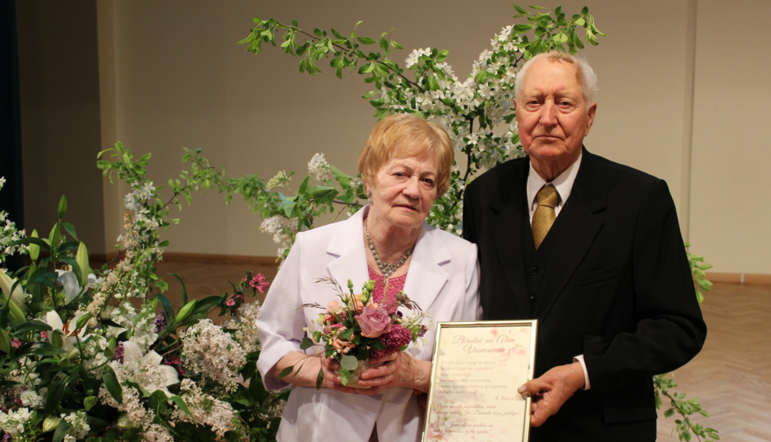 Pašvaldība godina Ogres novada Dimanta un Zelta kāzu pārus 03.06.2022.
