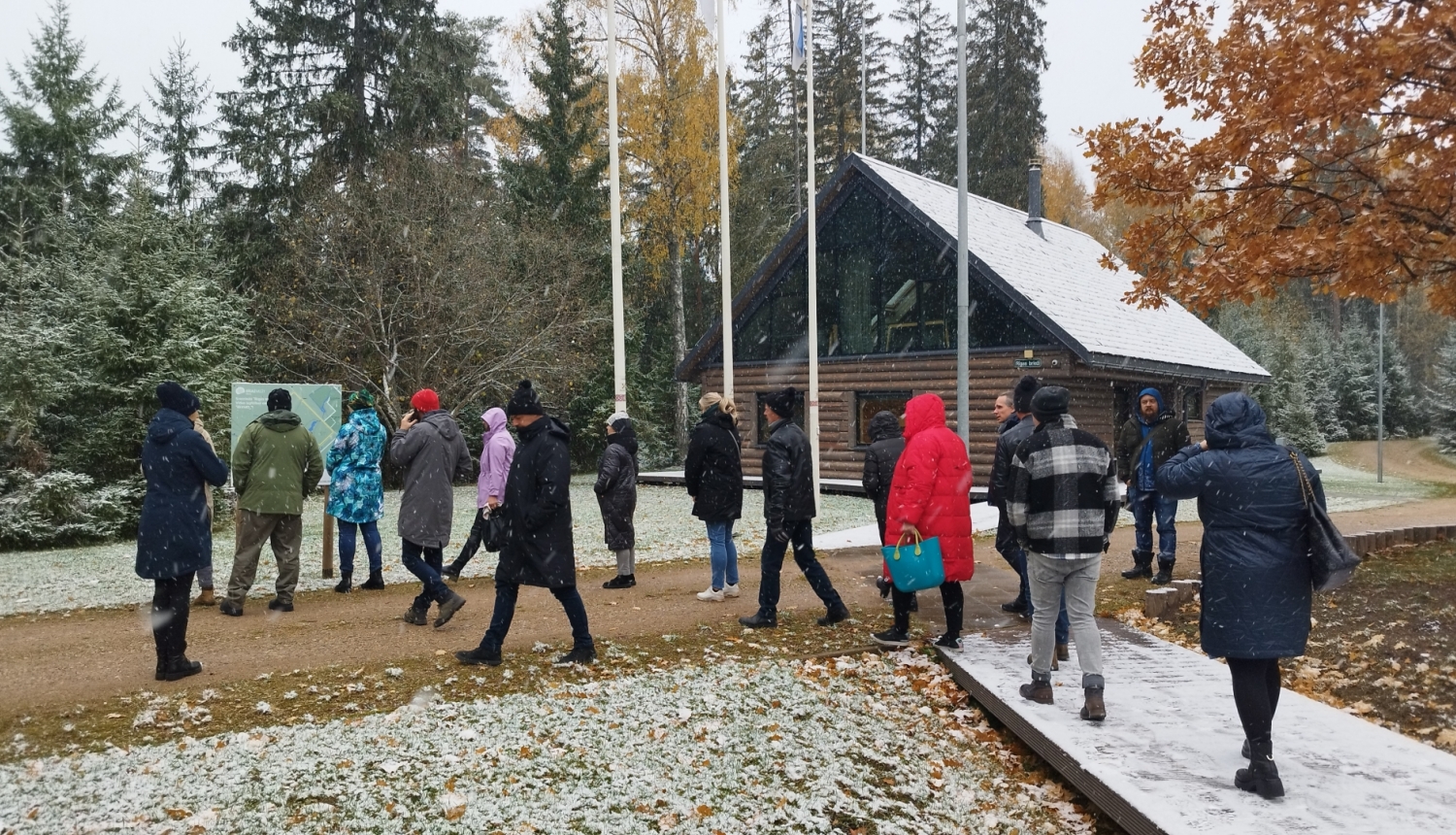 Brauciena dalībnieki SIA “Rīgas meži” vides izglītības centra “EkVidO2” teritorijā