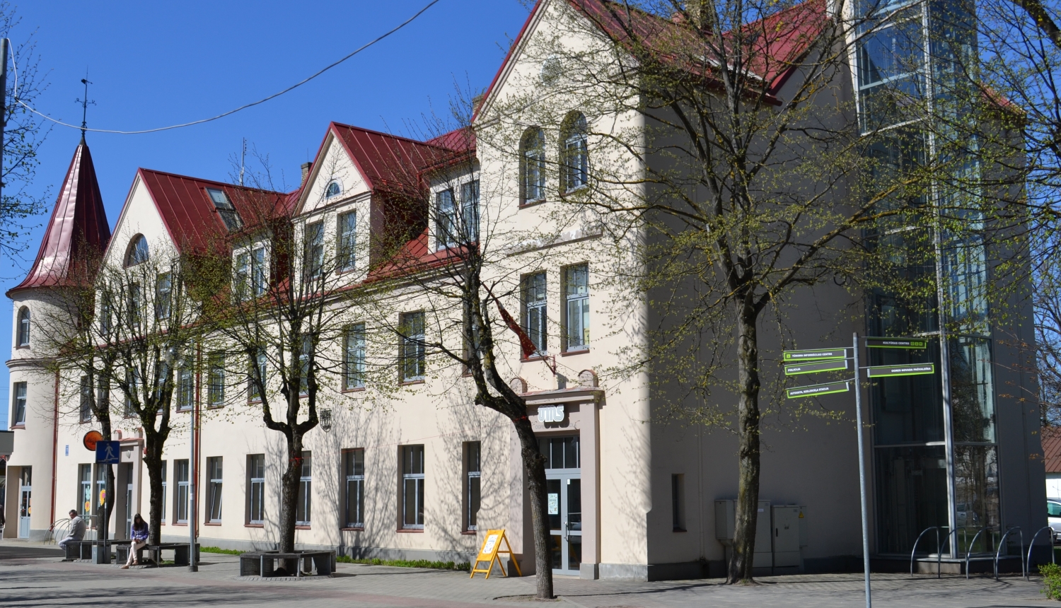 Apstiprina Ogres Mūzikas un mākslas skolas nolikumu