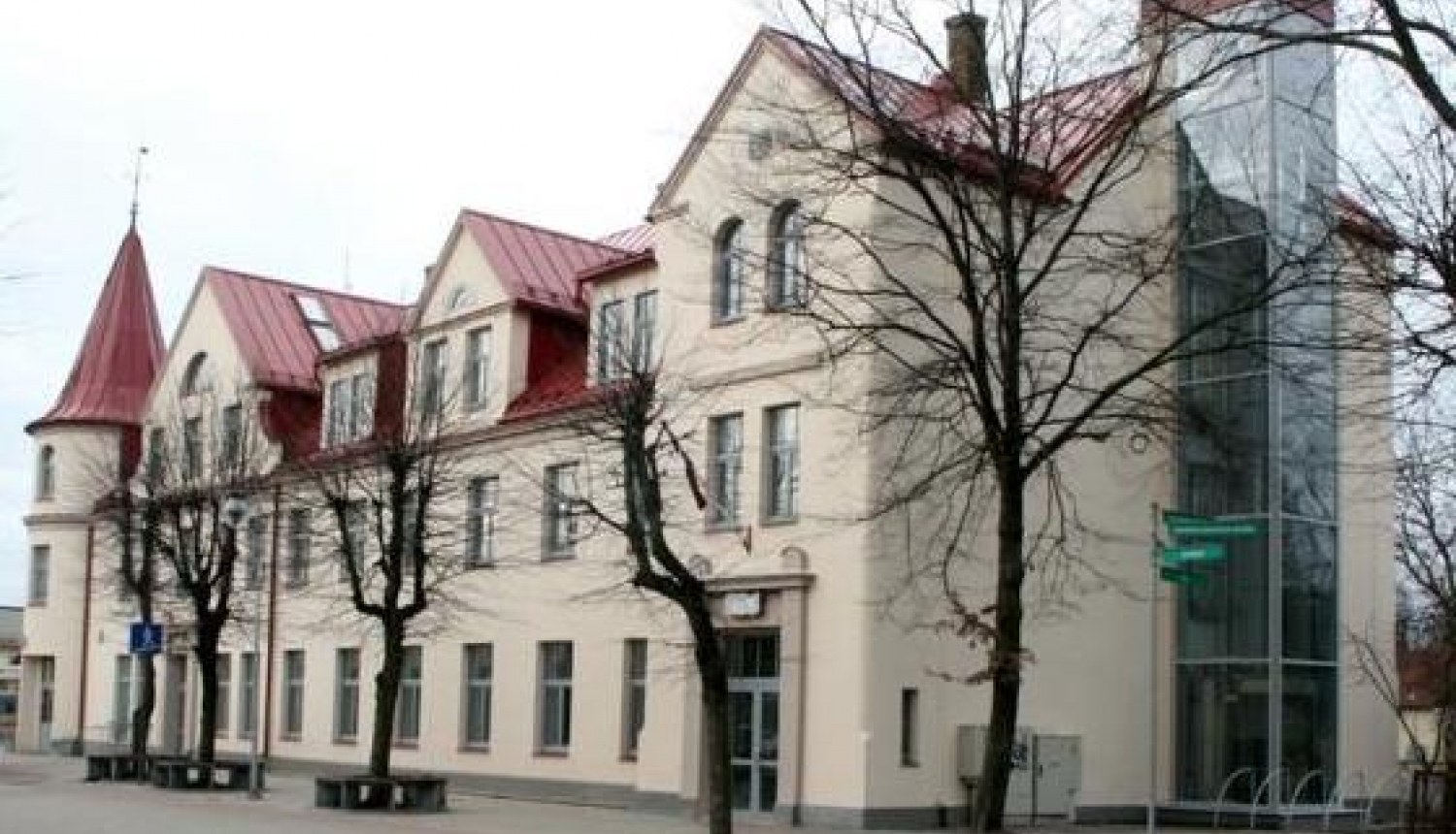 Ogres Mākslas skola aicina pieteikties 2020./2021.mācību gadam