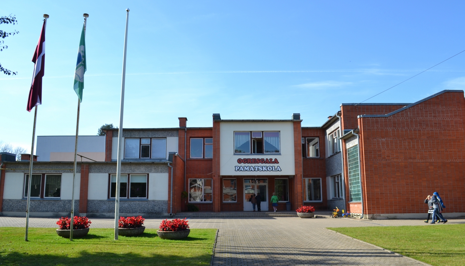 Ogresgala pamatskola aicina darbā bioloģijas skolotāju
