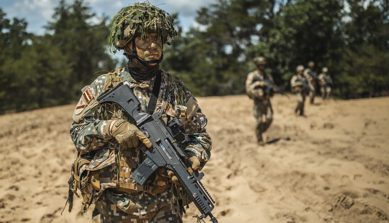 Aicina rezerves karavīrus  piedalīties militārajās mācībās