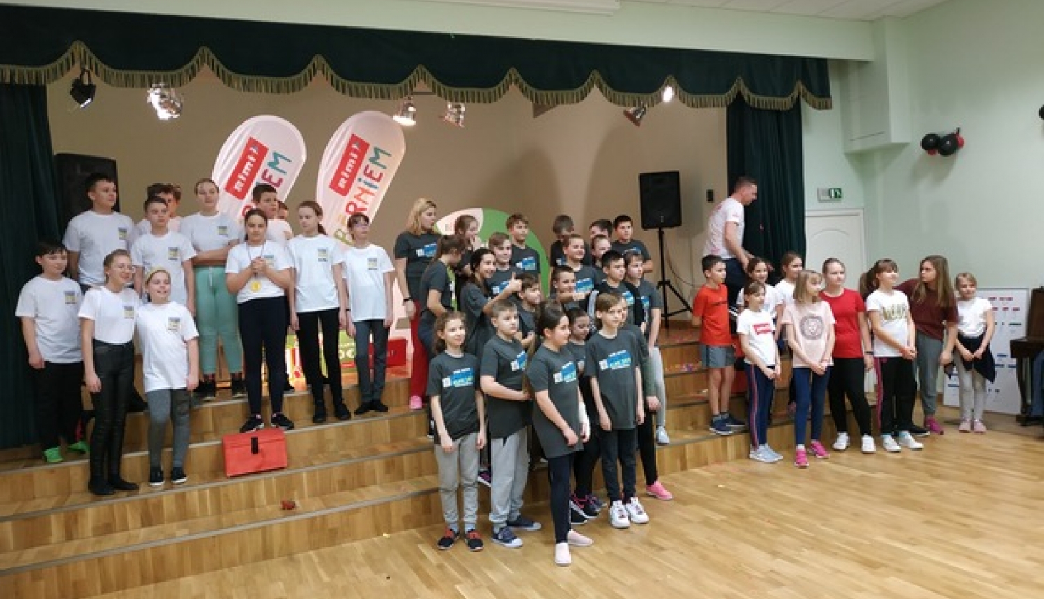 Jaunogres vidusskolas 5.a klase izcīna uzvaru veselīga dzīvesveida izaicinājumā