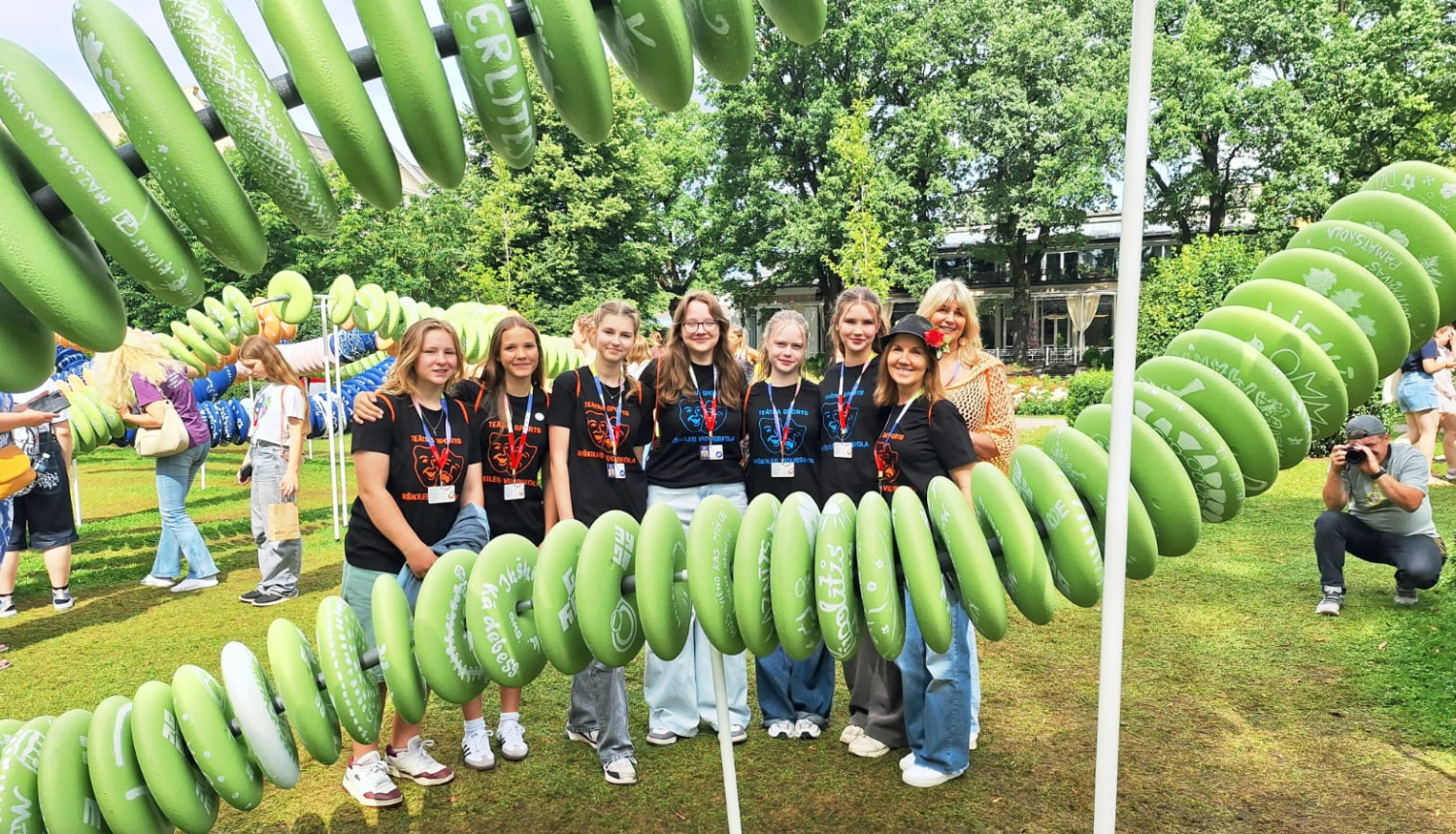 Četras skolēnu teātra komandas pārstāv Ogres novadu XIII Latvijas Skolu jaunatnes dziesmu un deju svētkos Latvijas skolu teātra sporta komandu turnīrā