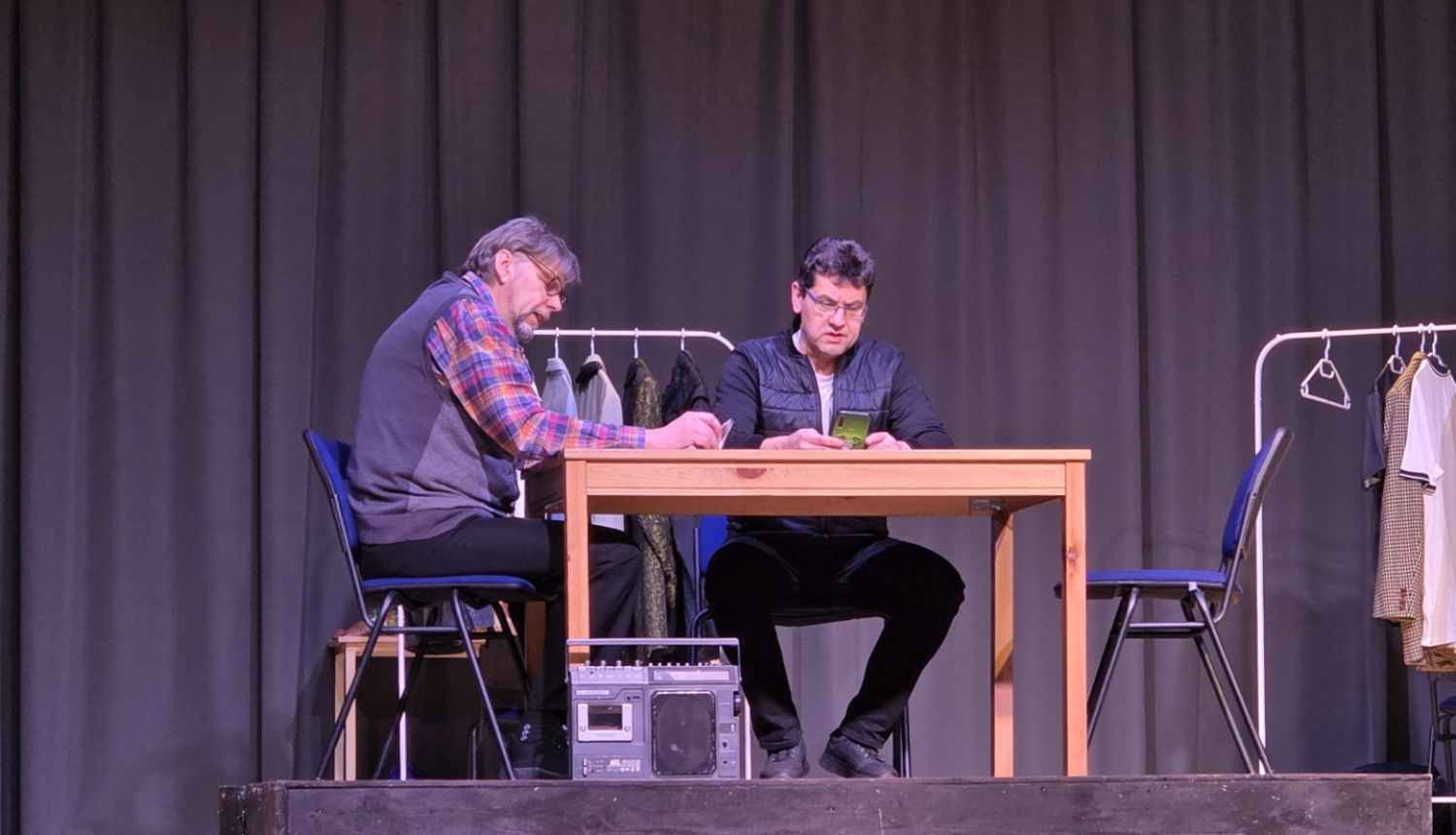 Amatierteātru skate. Tomes POGA