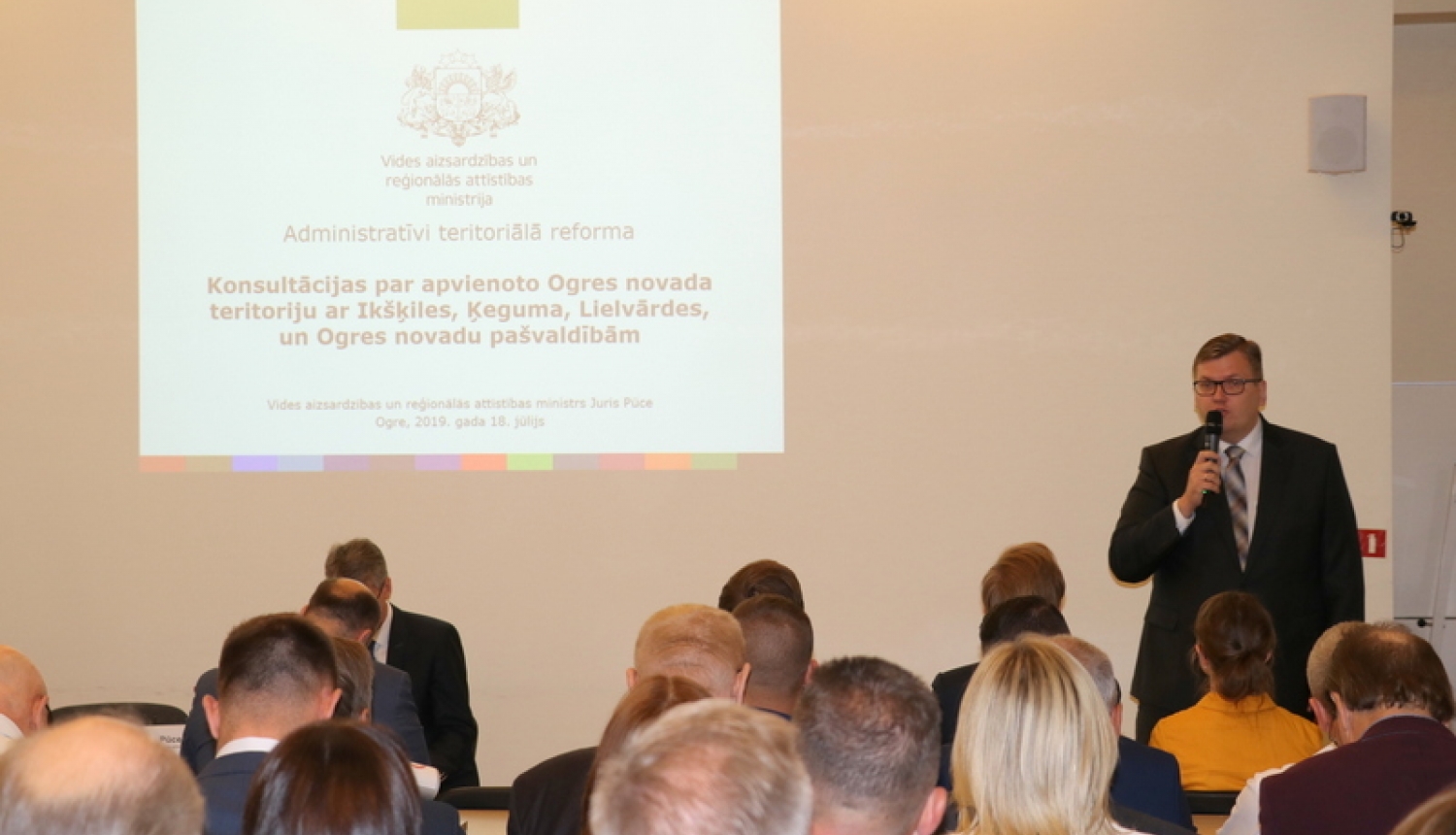 VARAM konsultējas ar pašvaldību deputātiem par gaidāmo reformu