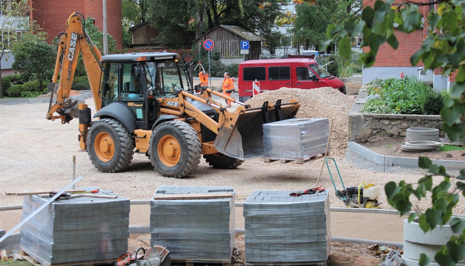 Labiekārto daudzdzīvokļu dzīvojamo māju iekšpagalmus