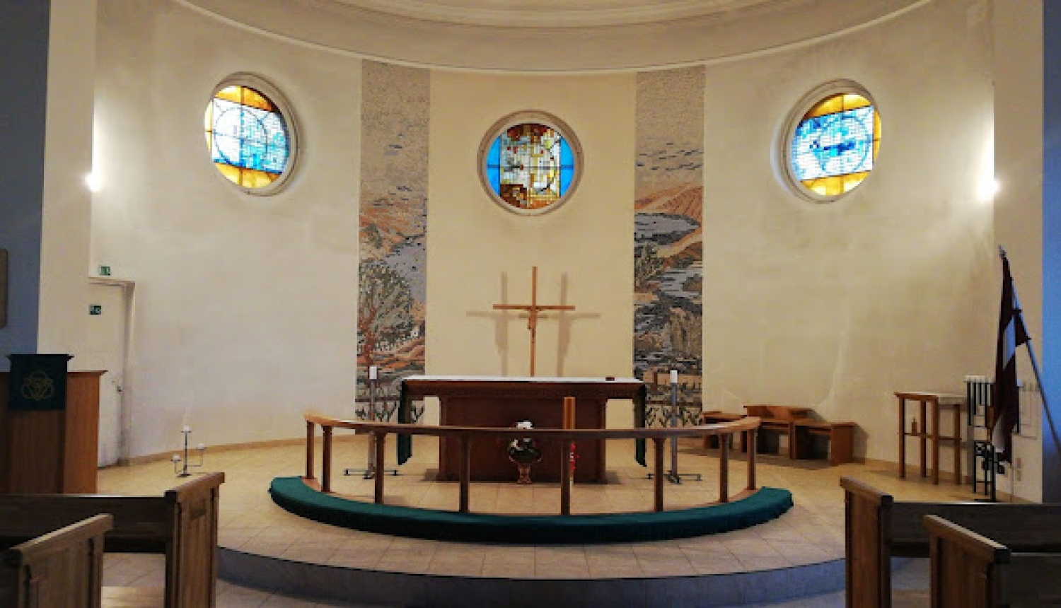Ikšķiles luterāņu baznīca - altāris 2024