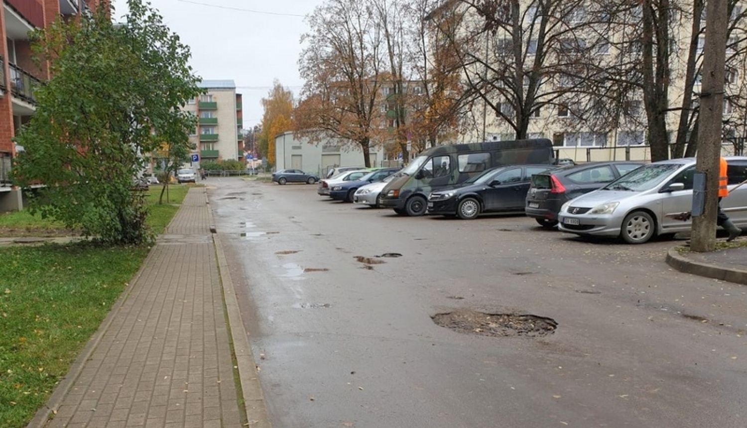 Par daudzīvokļu māju iekšpagalmu sakārtošanu ir atbildīgi iedzīvotāji