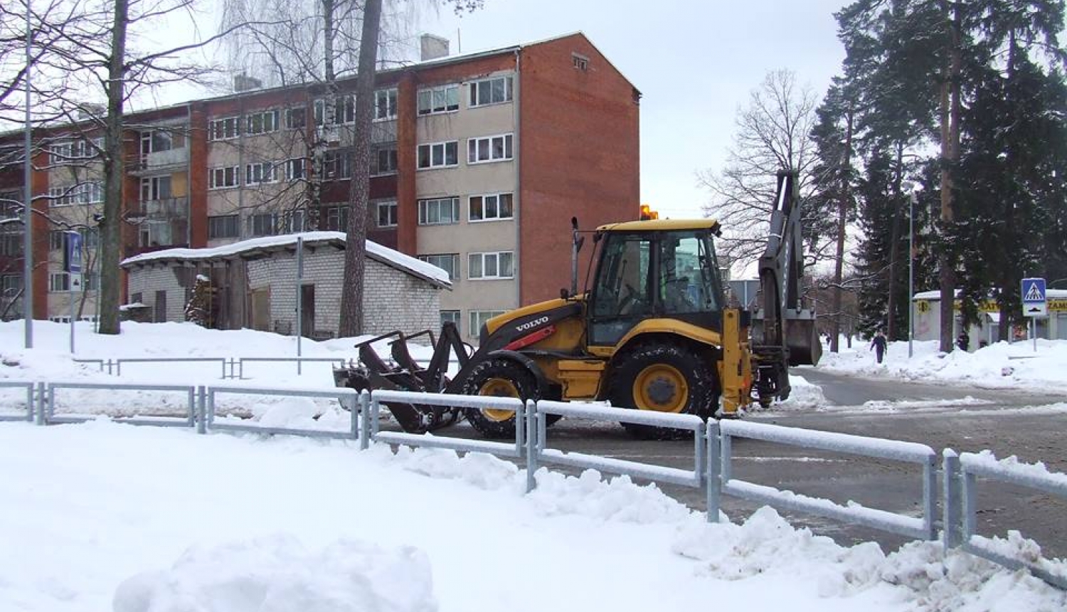 Par sniegu vieniem prieks, citiem – papildu rūpes un darbs