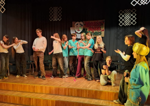 Ogres novada skolu un Iecavas vidusskolas teātra sporta komandas piedalās Daugavkrastu teātra turnīrā Ikšķiles vidusskolā