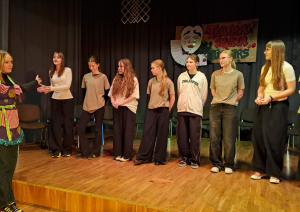 Ogres novada skolu un Iecavas vidusskolas teātra sporta komandas piedalās Daugavkrastu teātra turnīrā Ikšķiles vidusskolā