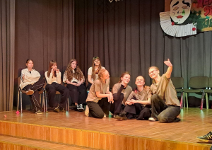 Ogres novada skolu un Iecavas vidusskolas teātra sporta komandas piedalās Daugavkrastu teātra turnīrā Ikšķiles vidusskolā